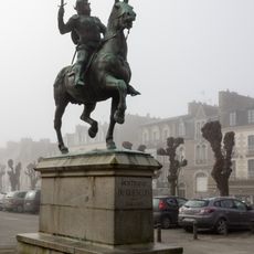 Equestrian statue of Bertrand du Guesclin
