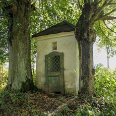 Kaplička v Písařově v severní části