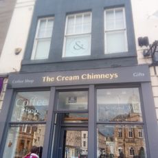 Kelso, 15 The Square