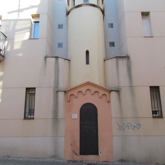 Repartidor d'aigües a la Muralla dels Genovesos, 19