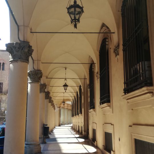 Portico di via Galliera
