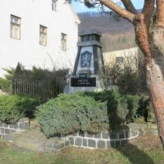 Pomník padlým v osadě Jedlka