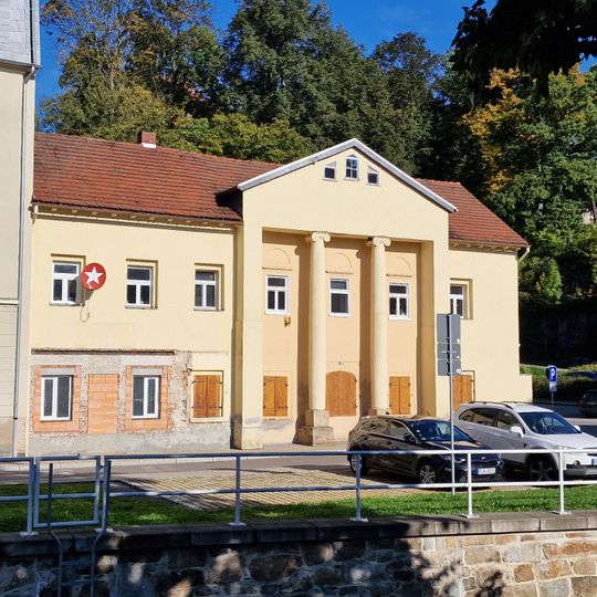 Neustädter Straße 4