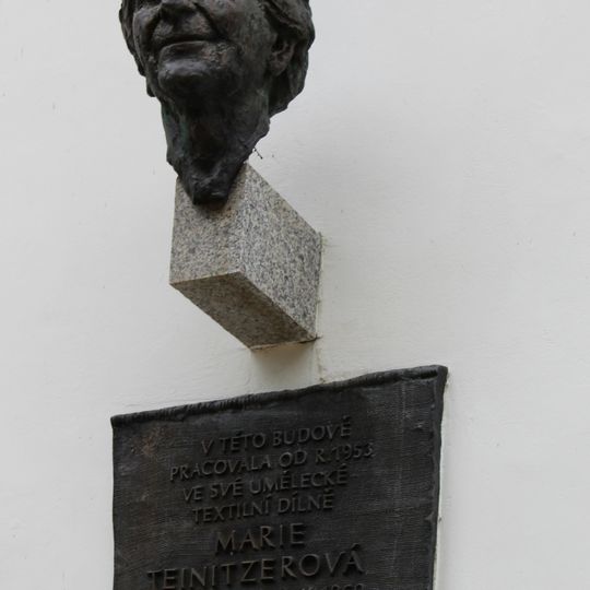 Memorial plaque with a bust of Marie Tenitzerová
