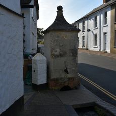 Conduit Head Immediately North East Of Shepherd's Cottage