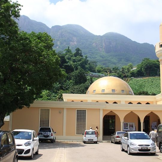 Sheikh Mohamed bin Khalifa Mosque