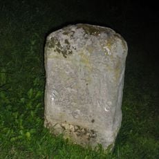 Milestone, Old Watling Street (by-passed section), opp. "La Londe" bungalow