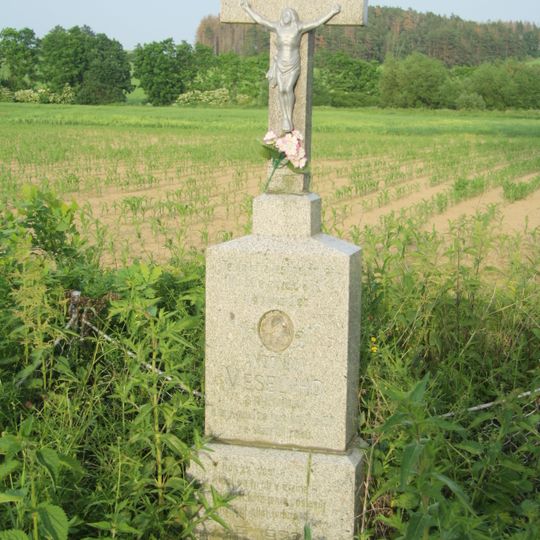 Kříž u Račerovic