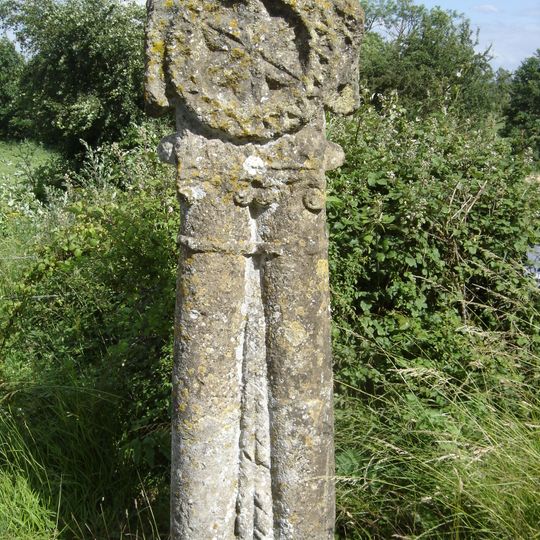 Croix romane de Grisy