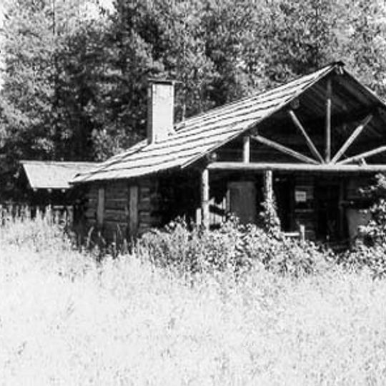 Kishenehn Ranger Station Historic District