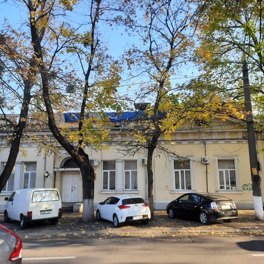 House, Mihai Eminescu, 34, Chișinău