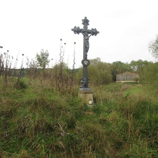 Kříž severně od Černé Hati