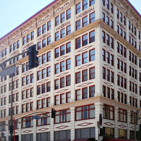 San Fernando Building