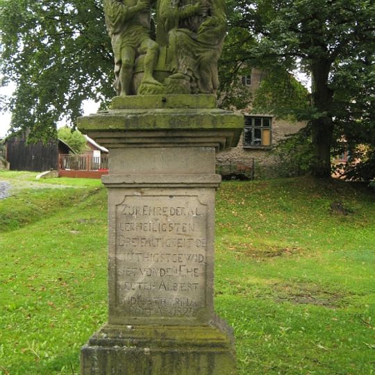 Sloup se sousoším Nejsvětější Trojice