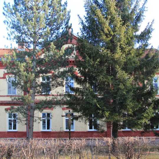 Pfarrhof und Kalasantiner-Kollegium