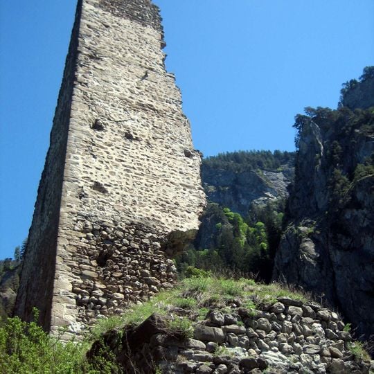Hochjuvalt Castle