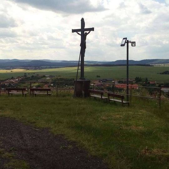 Kříž u rozhledny nad Kryry
