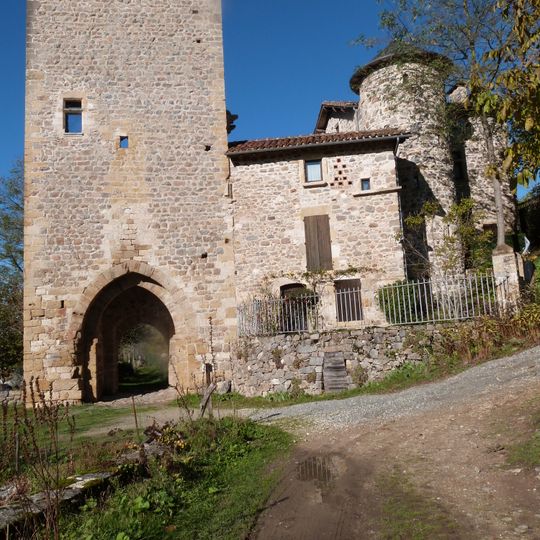 Porte de la Barbacane in Peyrusse-le-Roc