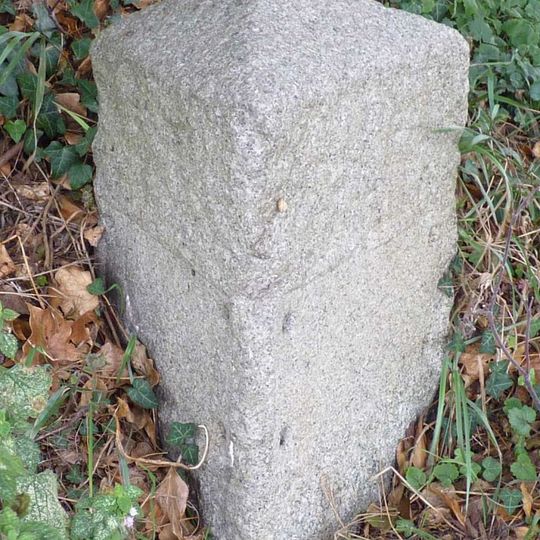 Milestone, N of Westmill turn