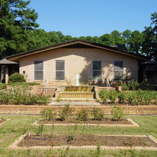 Jardines del American Rose Center