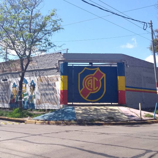 Estadio Libertarios Unidos