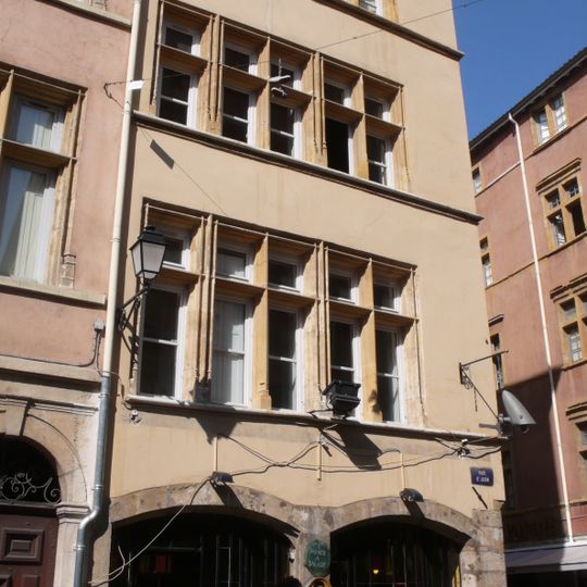 Maison, 1 place Neuve-Saint-Jean