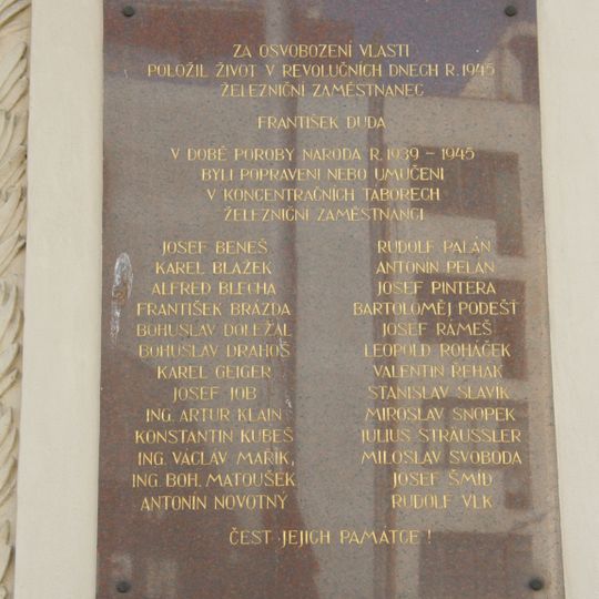 Pamětní deska železničním zaměstnancům, obětem druhé světové války