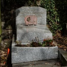 Grave of Girardot-Garnesson