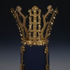Gold Crown from Geumnyeongchong Tomb
