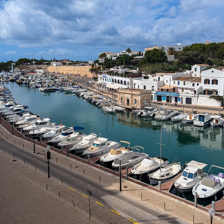Quintana de Mar Square