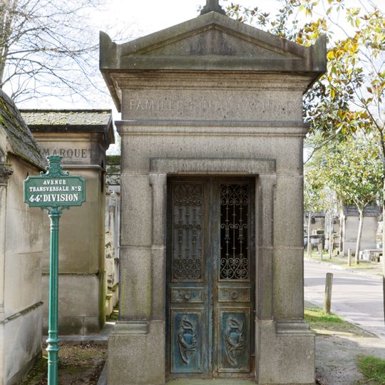Grave of Pinto d'Aguiar