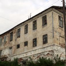 Корпус над западными воротами (с надвратной церковью Георгия Победоносца) (Арзамас)