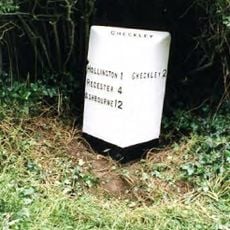 Milepost, between Fole and Hollington