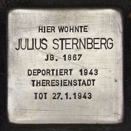 Stolperstein à la mémoire de Julius Sternberg