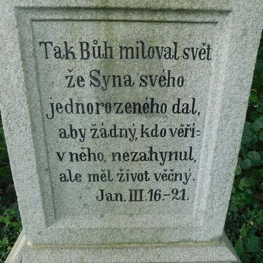 Kříž u čp. 1 ve Slavníči