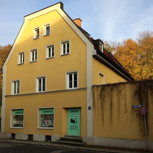 Vorstadthaus