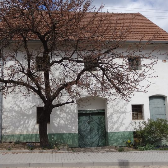 Vinný sklep – lisovna se sýpkou