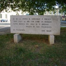 Monumento ad Ada Negri