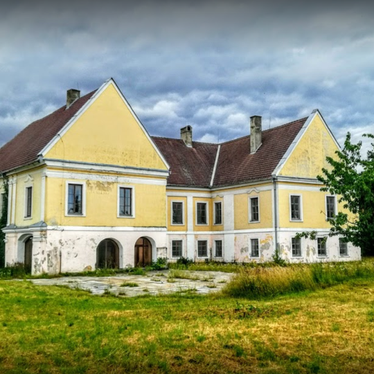 Častkovce Manor house