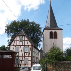An der Kirche 8