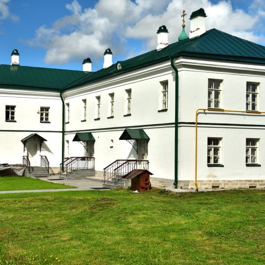 Северо-восточный келейный корпус