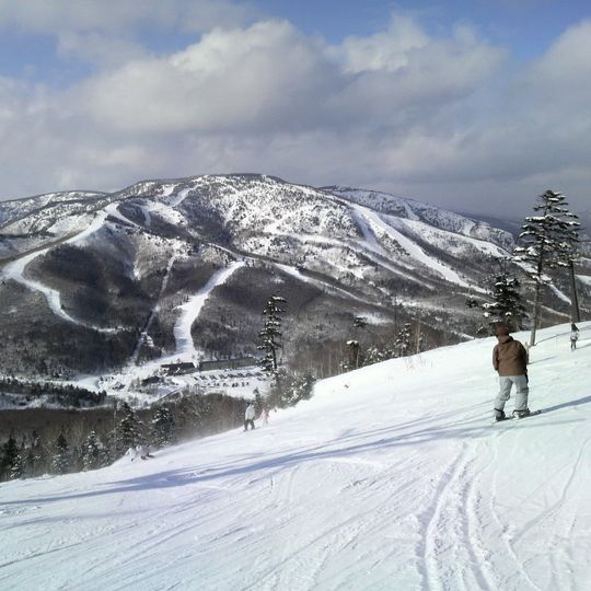 Yakebitaiyama Ski Resort