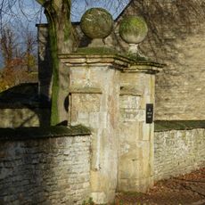 South gatepier and attached wall approximately 100 metres east Of Henry Box School