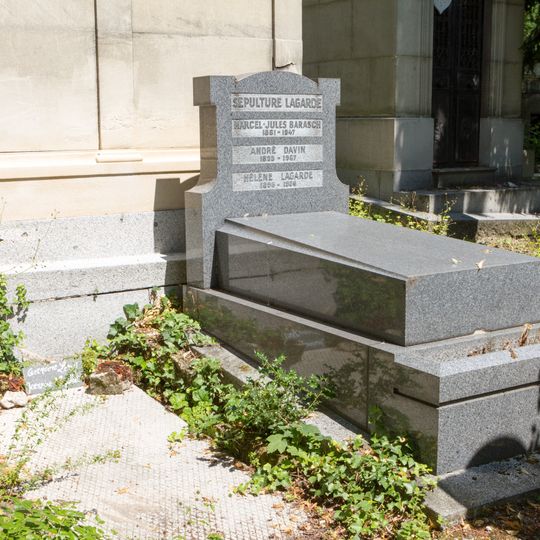 Grave of Leroy
