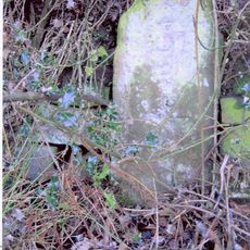 Milestone, E Quernmore village