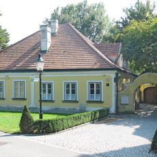 Wohnhaus, ehem. Volksschule