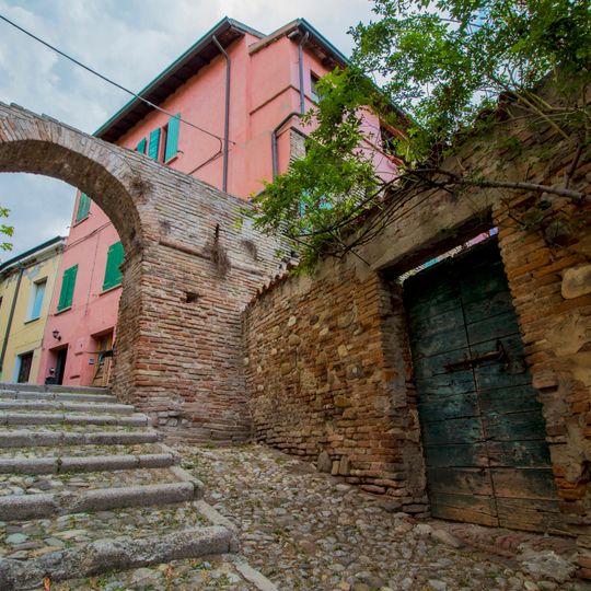 Arco di Piazza Castello