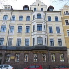 Mietshaus in geschlossener Bebauung Reichenhainer Straße 22