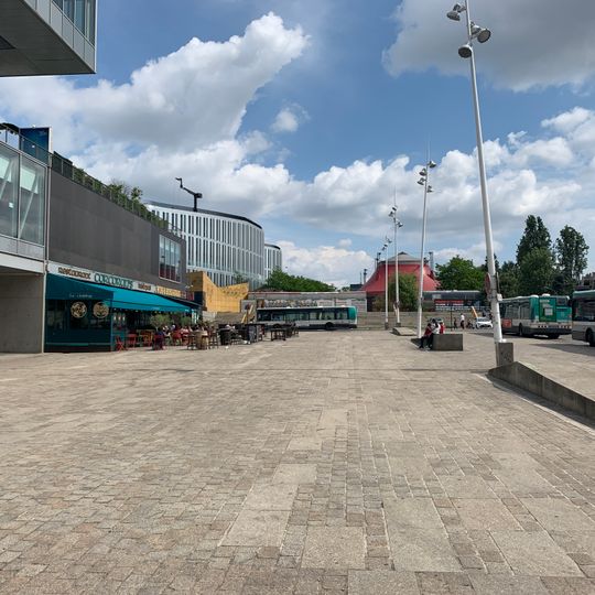 Esplanade Claude Luter