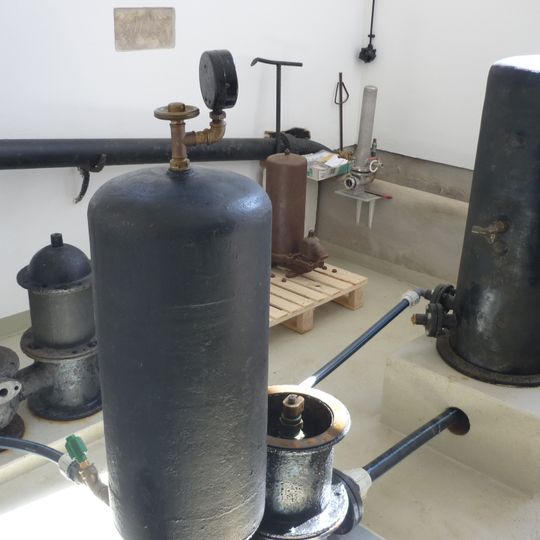 Hydraulischer Widder eines Wasserpumpwerkes Lückersdorfer Weg